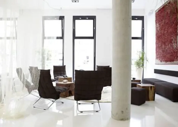 Numa Boxer Aparthotel 4*