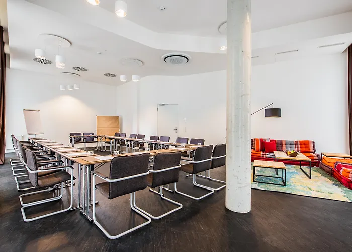 Numa Boxer 4* 베를린